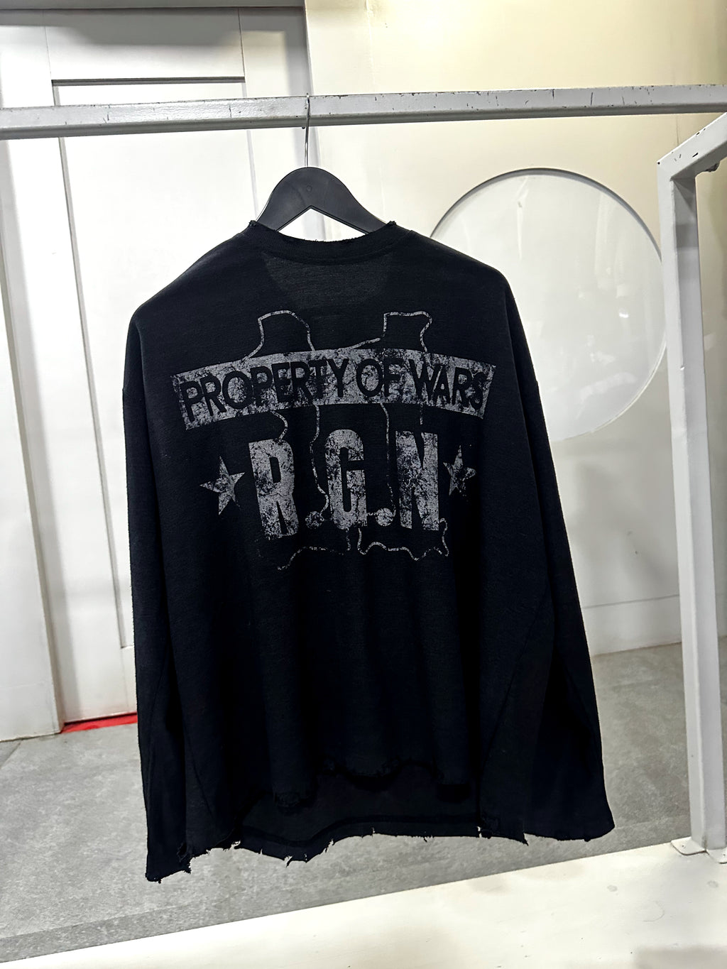 property of war(black)